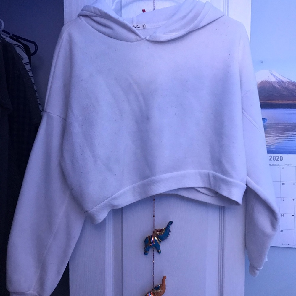 White cropped fuzzy hoodie